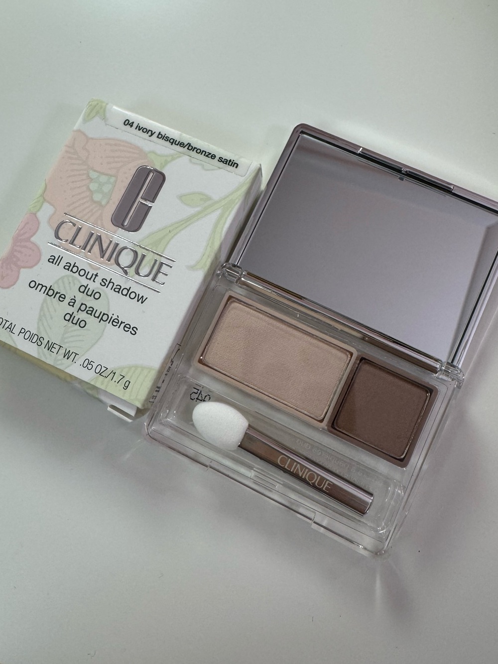 NEW Clinique All About Shadow Duo - 04 Ivory Bisque / Bronze Satin